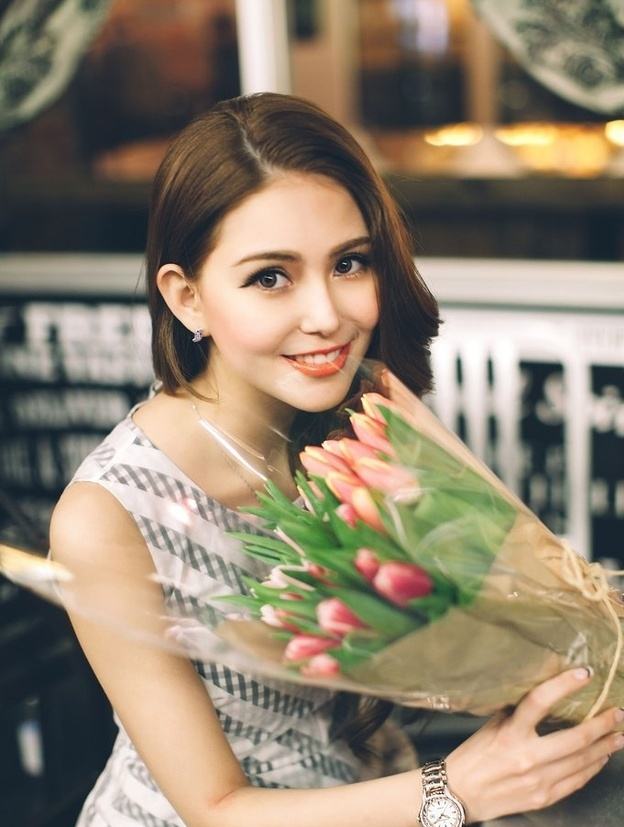 黑涩会美眉罕见合体庆生变化巨大(黑涩会美眉成员如今)