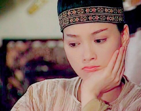 樊亦敏卖鱼是真的吗(樊亦敏卖鱼 照片)