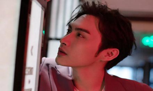 忠犬系男友张彬彬黑历史曝光(张彬彬适合忠犬) 忠犬系男友张彬彬黑历史曝光(张彬彬适合忠犬)