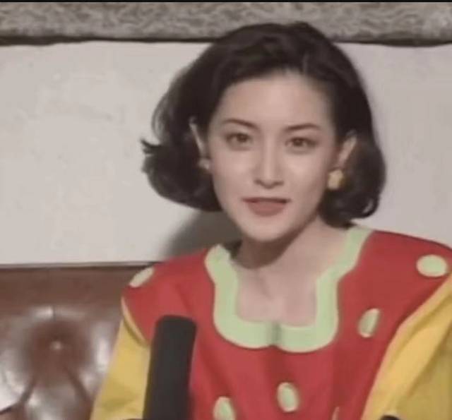 李英爱年轻时候的照片(李英爱长相) 李英爱年轻时候的照片(李英爱长相)