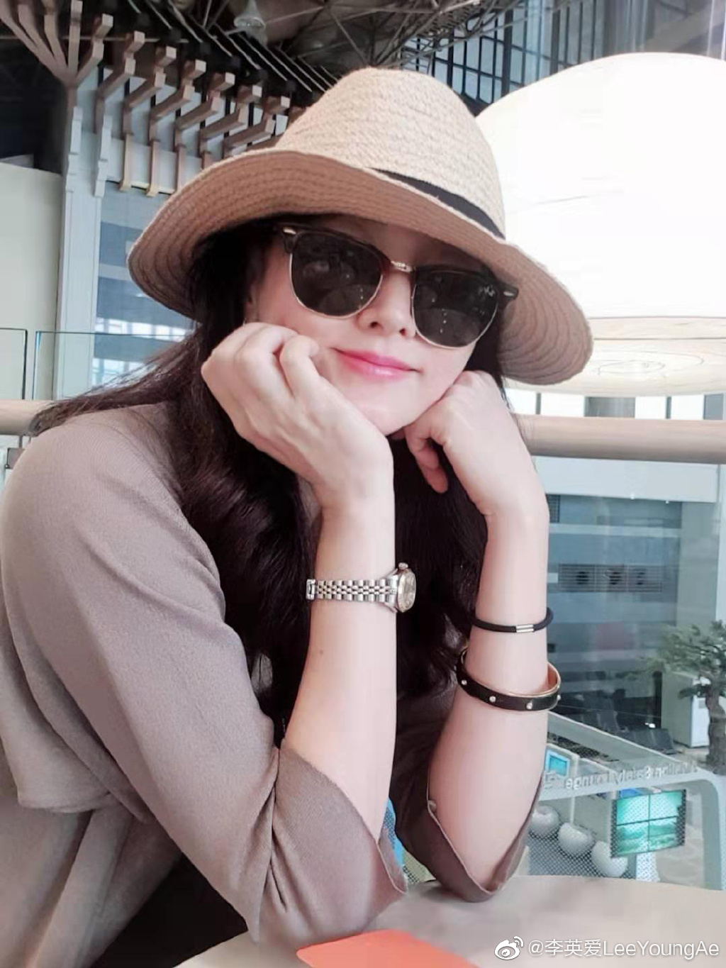 李英爱年轻时候的照片(李英爱长相) 李英爱年轻时候的照片(李英爱长相)