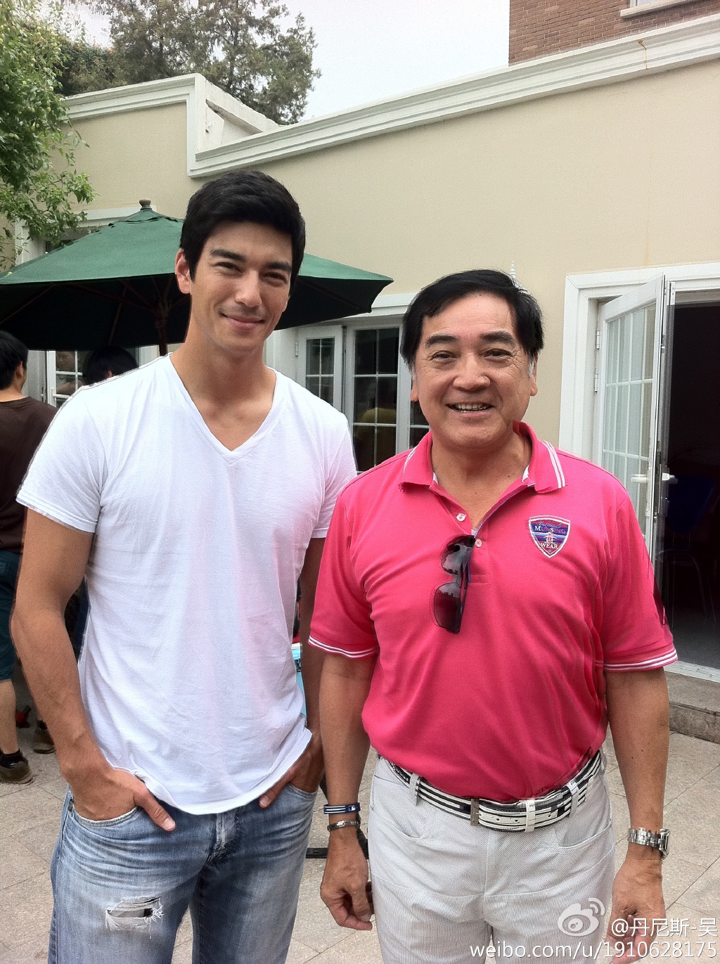 丹尼斯吴妻子是谁(丹尼斯·吴的女友)