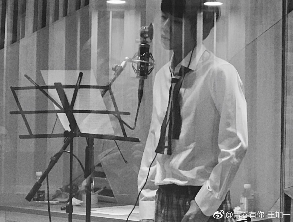 焦迈奇喜欢男的是同志？他为什么这么吸引男