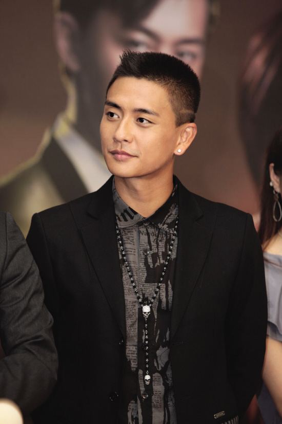 谢君豪和黄宗泽是父子吗？谢君豪和黄宗泽撞(谢天华和黄宗泽)