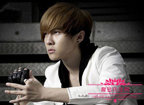 唐禹哲是不是同性恋？唐禹哲有心脏病是真的(唐禹哲结婚了吗?)