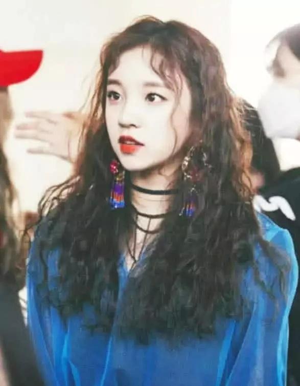 宋雨琦为什么可以上跑男？宋雨琦素颜照跟化