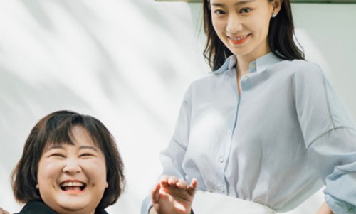 张小斐是冯巩的徒弟吗？张小斐为什么没有踢(张小斐和冯巩是师徒吗)