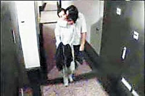 李冰冰演过的吻戏图片