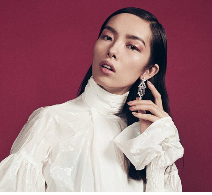 孙菲菲整容整成僵尸脸图(孙菲菲什么时候整的容)