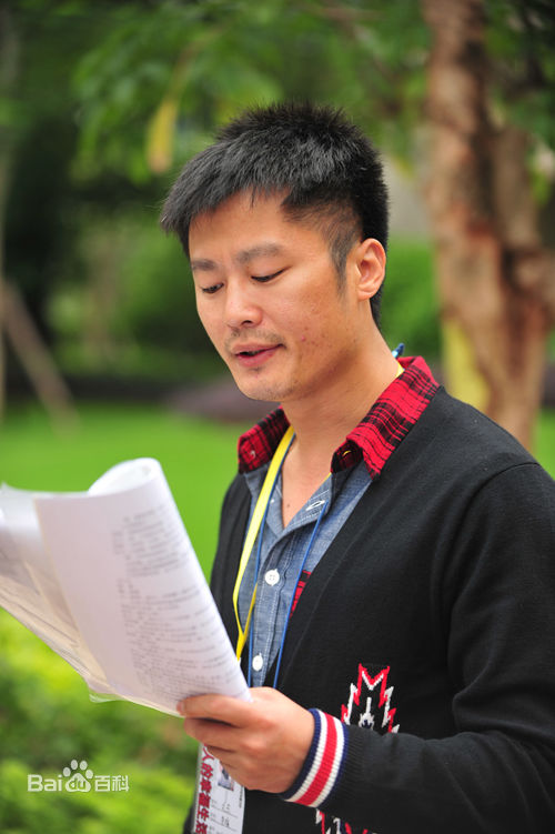 边潇潇的老公文杰年龄资料(边潇潇公开与导演文杰的恋情)