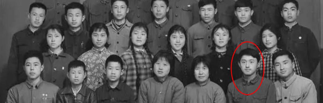 杨新鸣和金士杰什么关系长得太像了 杨新鸣和金士杰什么关系长得太像了