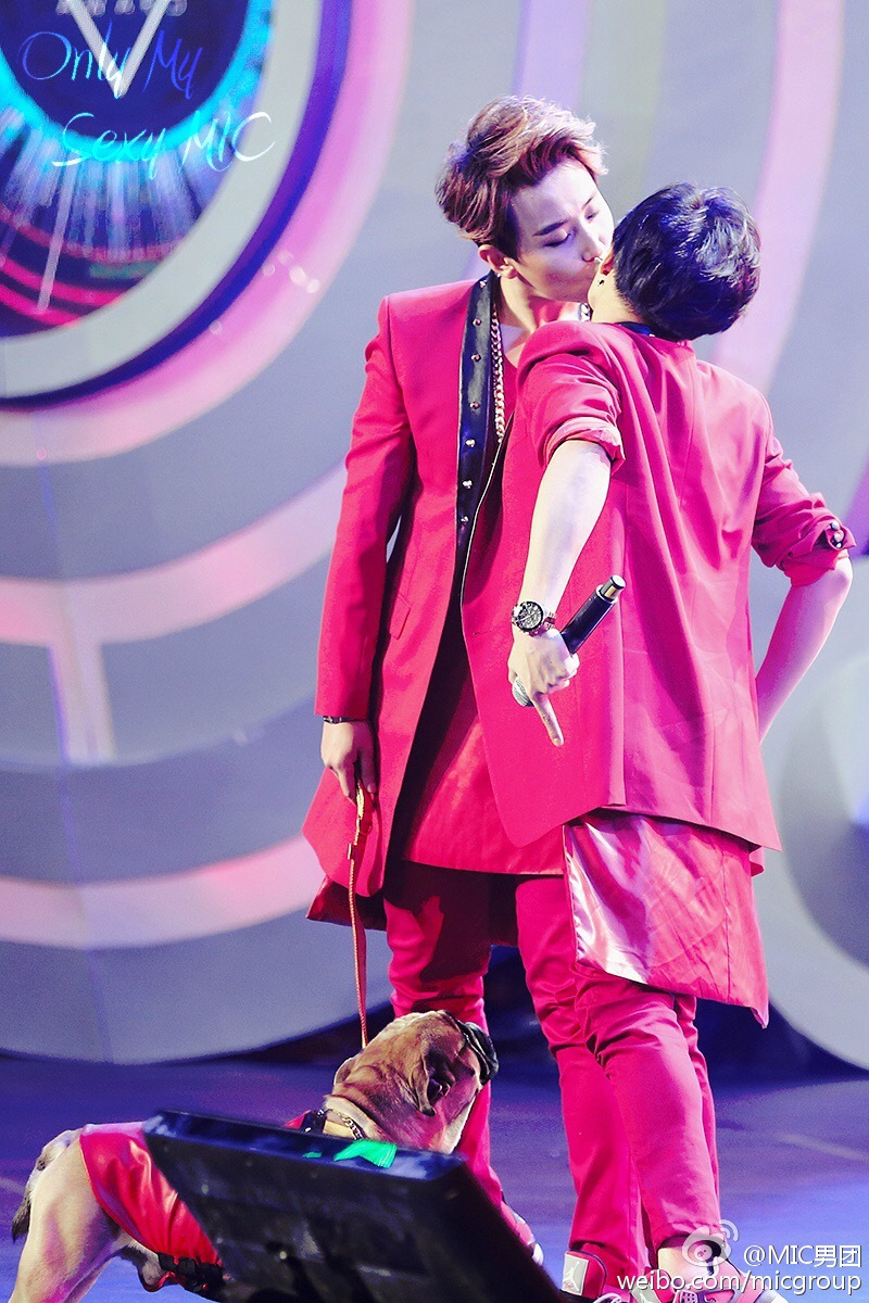 檀健次和赵泳鑫出柜是真的吗？赵泳鑫201