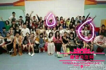 王俊凯当初是怎样被星探发现的？王俊凯的艺(王俊凯是被谁发掘的)