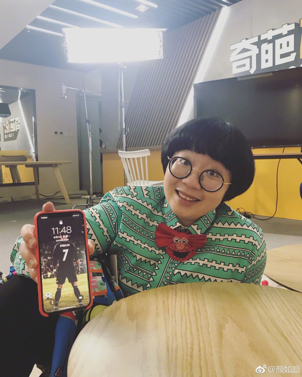 颜如晶为什么怕胡渐彪?她和肖骁是什么关系