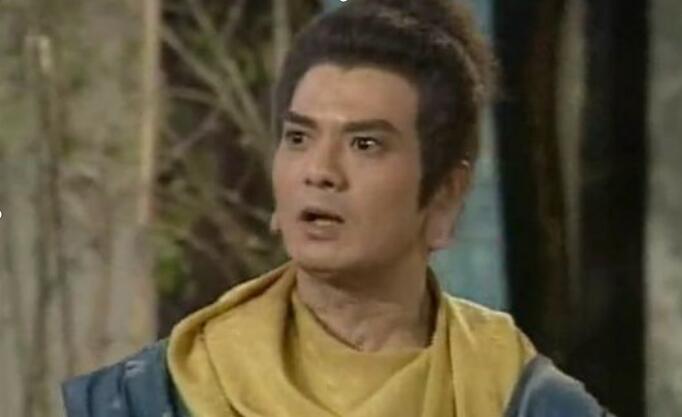 王君馨城寨英雄露黑底图 王君馨城寨英雄露黑底图