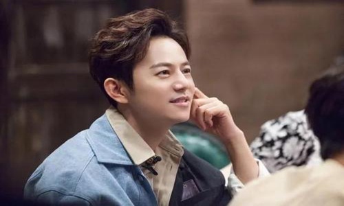 何炅老婆是谁结婚照曝光(何炅公布结婚)