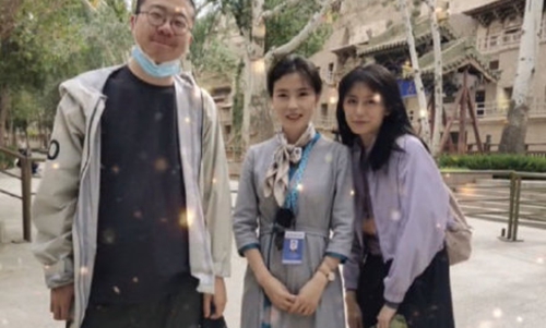 李诞黑尾酱怎么认识的(李诞黑尾酱怎么认识的7的)