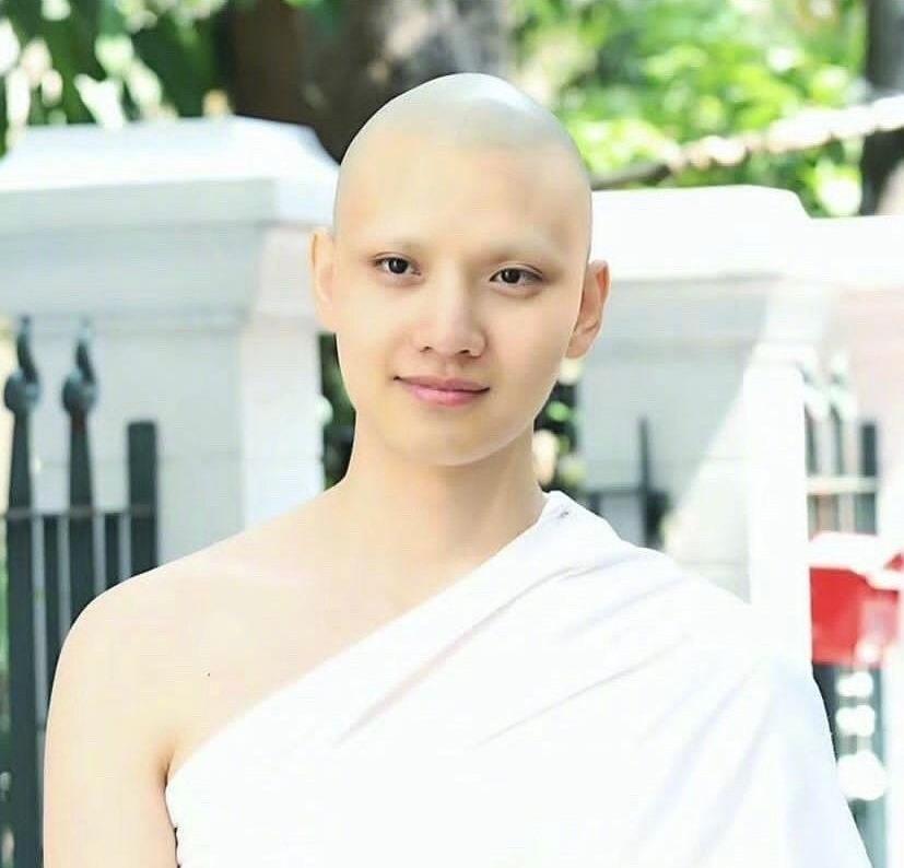 黄书豪出家原因曝光(黄文豪现在结婚了吗)