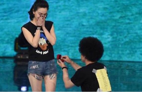 张晓龙陈思斯结婚照P的吗(张晓龙和陈思斯什么时候结的婚)