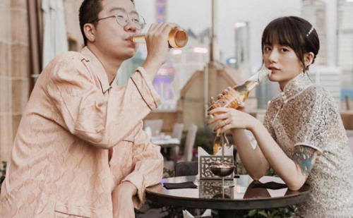 李诞黑尾酱怎么认识的(李诞黑尾酱怎么认识的7的)