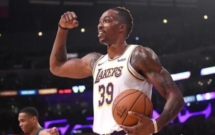 霍华德重返扣篮大赛引热议(霍华德扣篮大赛升高篮筐) 霍华德重返扣篮大赛引热议(霍华德扣篮大赛升高篮筐)