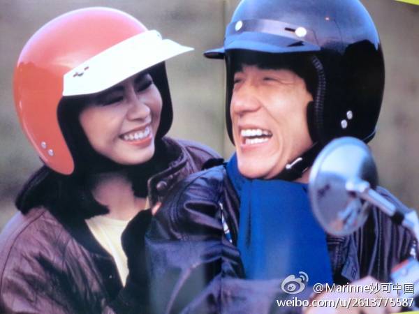 杨宝玲被成龙推胸动图 杨宝玲结婚了吗老公