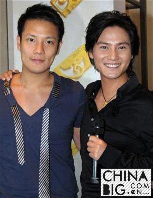 丁子峻和丁子高什么关系？丁子峻老婆吉祥照(丁子峻老婆吉祥年龄)