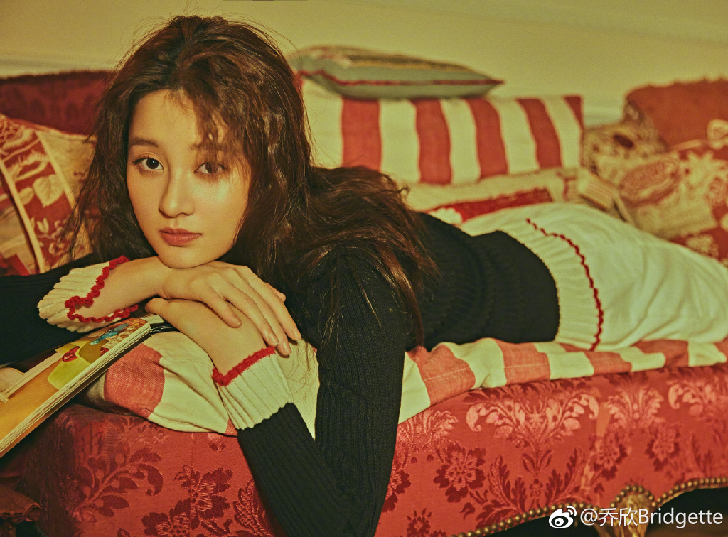 乔欣家里到底干什么的家境这么好