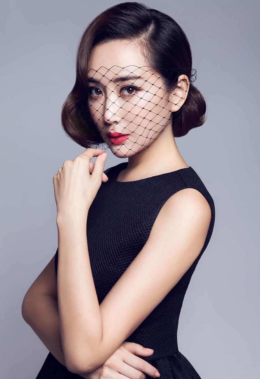 杜若溪整容前后对比照(杜若溪长得好看吗)