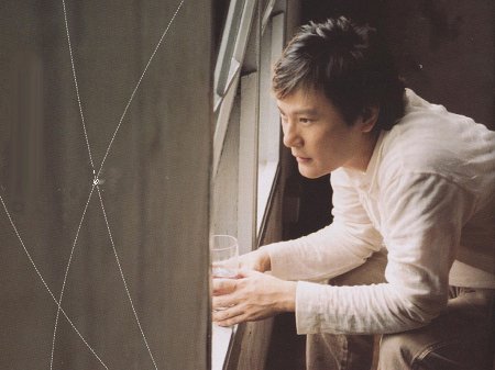 张信哲是不是同性恋？张信哲老婆黄韵玲资料(张信哲是同性恋吗?)