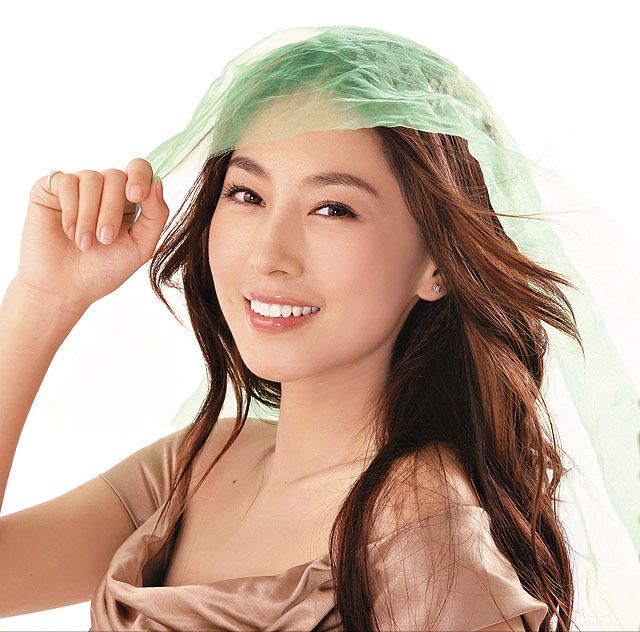 贾晓晨内衣谷胸震撼图片 贾晓晨内衣谷胸震撼图片