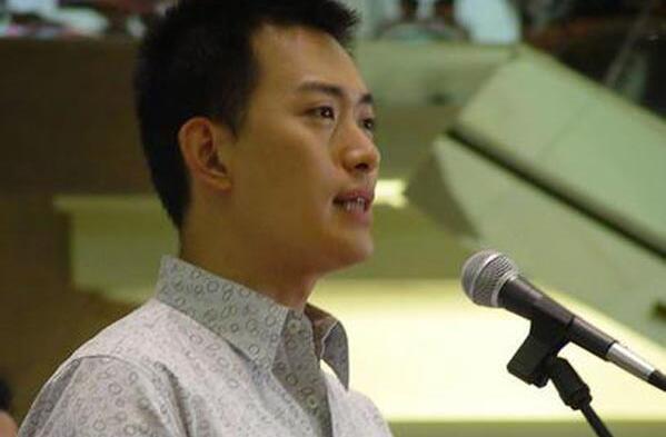 三次拒绝琼瑶片约的黄海冰可惜了(黄海冰怎么不拍戏了)