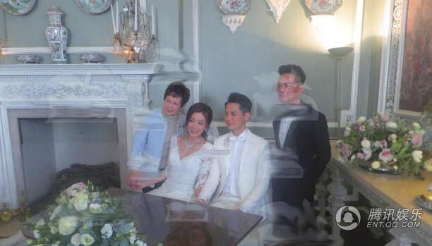 杨怡车震罗仲谦陶醉疑似KJ图