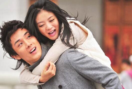 李承铉八卦曾秘恋安以轩吗(李承铉为啥和安以轩分手)