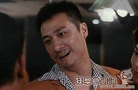 陈浩南和山鸡打架图片(陈浩南和山鸡反目成仇)