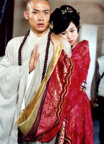 沈傲君和左小青对比照片(沈傲君 左蓝照片) 沈傲君和左小青对比照片(沈傲君 左蓝照片)