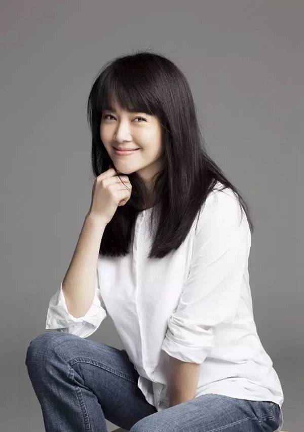 沈傲君和左小青对比照片(沈傲君 左蓝照片) 沈傲君和左小青对比照片(沈傲君 左蓝照片)