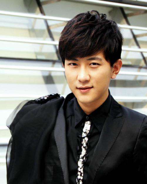 柳岩和大鹏俩人是什么关系?柳岩为什么会被(柳岩和大鹏的绯闻) 柳岩和大鹏俩人是什么关系?柳岩为什么会被(柳岩和大鹏的绯闻)