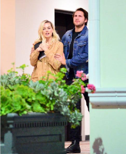 玛格特罗比小丑女翘臀性感图(玛格特罗比 小丑女)