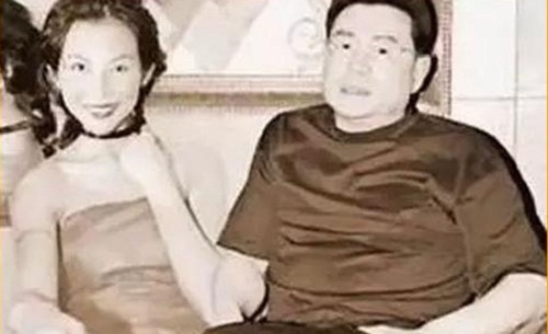 蔡少芬比她老公张晋大几岁(蔡少芬的老公张晋多大年龄) 蔡少芬比她老公张晋大几岁(蔡少芬的老公张晋多大年龄)