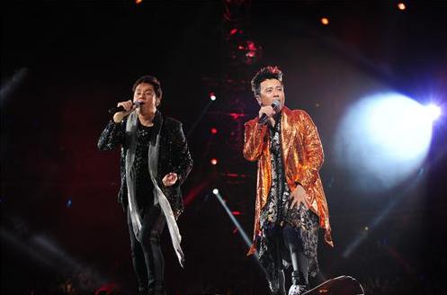 李克勤为什么叫白棱镜?李克勤和林子祥唱的(李克勤帮唱林子祥) 李克勤为什么叫白棱镜?李克勤和林子祥唱的(李克勤帮唱林子祥)