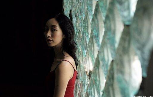 黄觉老婆麦子真名叫什么是富二代吗？黄觉徐