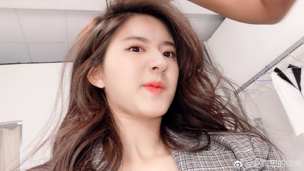 为啥说季肖冰家里有矿？季肖冰很帅为什么不