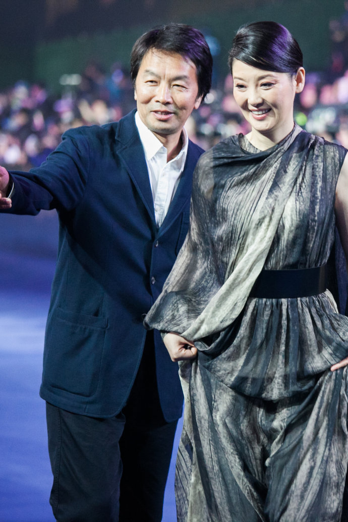 徐帆是京剧演员唱戏出身吗?徐帆前后有过几(徐帆怎么会唱京剧) 徐帆是京剧演员唱戏出身吗?徐帆前后有过几(徐帆怎么会唱京剧)