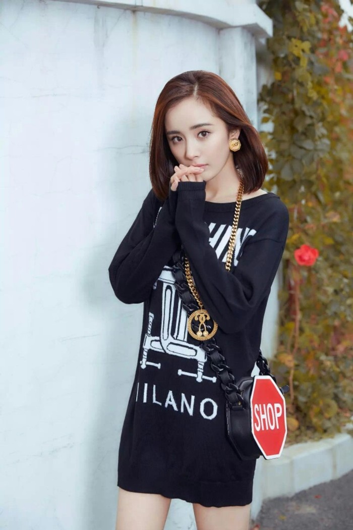 于正为什么不用杨幂了?于正工作室旗下艺人(于正和杨幂怎么回事) 于正为什么不用杨幂了?于正工作室旗下艺人(于正和杨幂怎么回事)