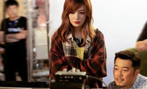 赵薇谈演员门槛变低网友直呼通透(赵薇演技好吗)