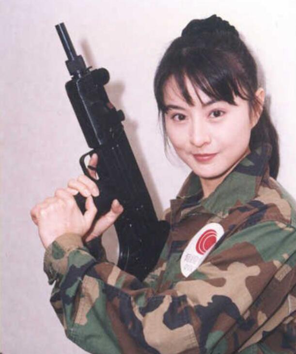 李赛凤年轻的时候好美照片(李赛凤颜值天下第一)