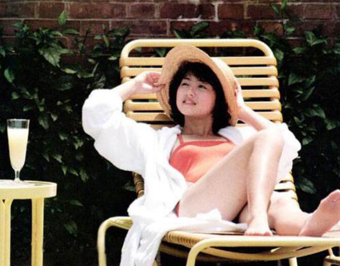 李赛凤年轻的时候好美照片(李赛凤颜值天下第一)