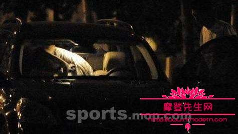 张静初和顾长卫车震门证据图(张静初与顾长卫)