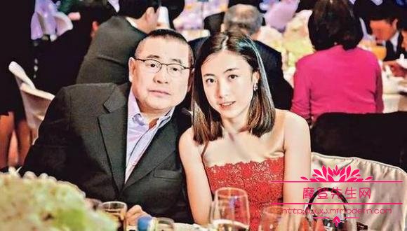 港富豪刘銮雄母亲出殡现场图(刘銮雄的照片)